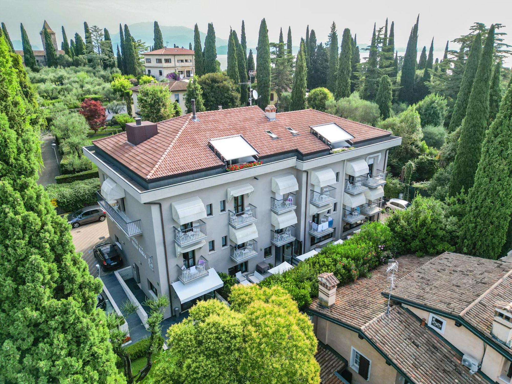 Hotel Villa Maria シルミオーネ エクステリア 写真